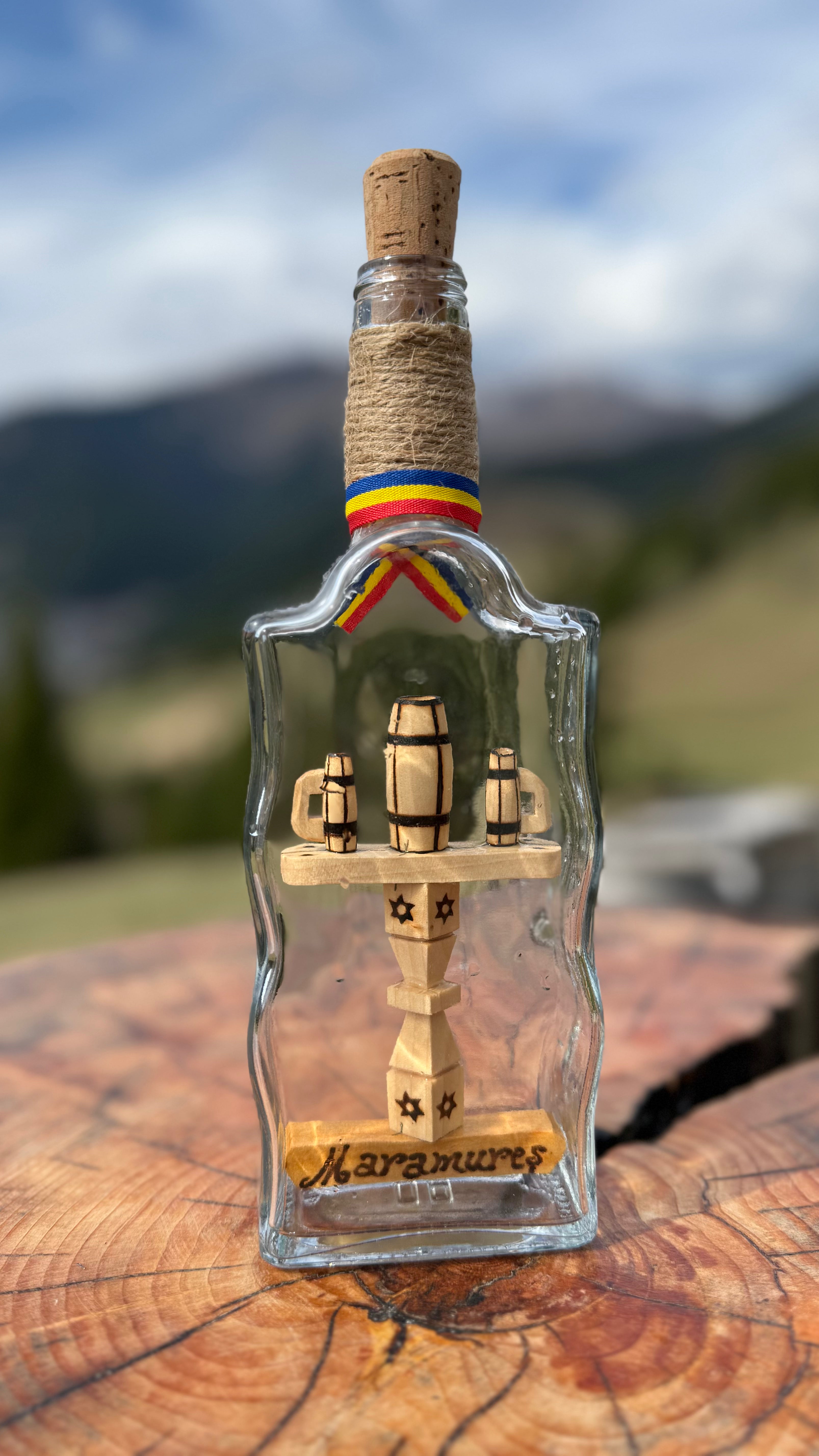 Masa Prieteniei: Simbolul Sărbătorii